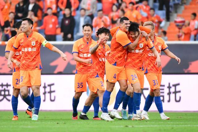 开云数字工具-【中超】胡靖航帽子戏法 泰山5比1大胜河南夺得亚军